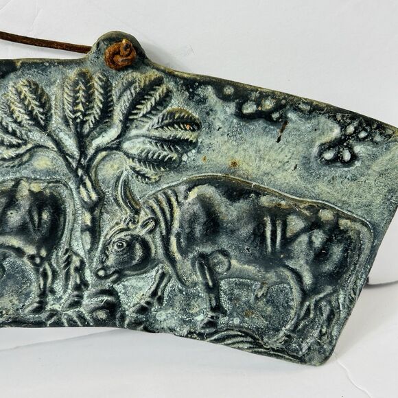 Tame Bulls Hunter Wall Plaque Cast Stone Tile Athens Greece Pier One 11x3" - Picture 4 of 7